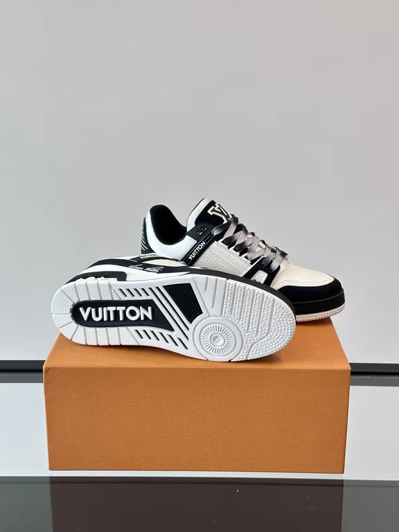 Louis Vuitton Shoe 